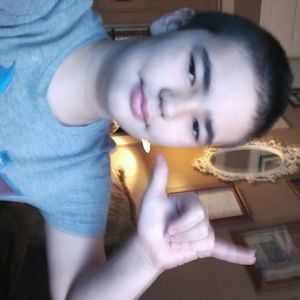 Meet your Posher, Nifer